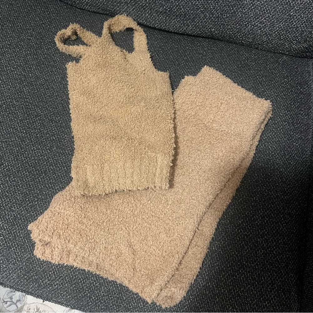 Skims cozy camel shorts set